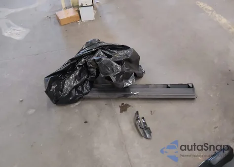 2017 Toyota Rav4 Xle из США, поврежденный, VIN JTMRFREV1HD211176